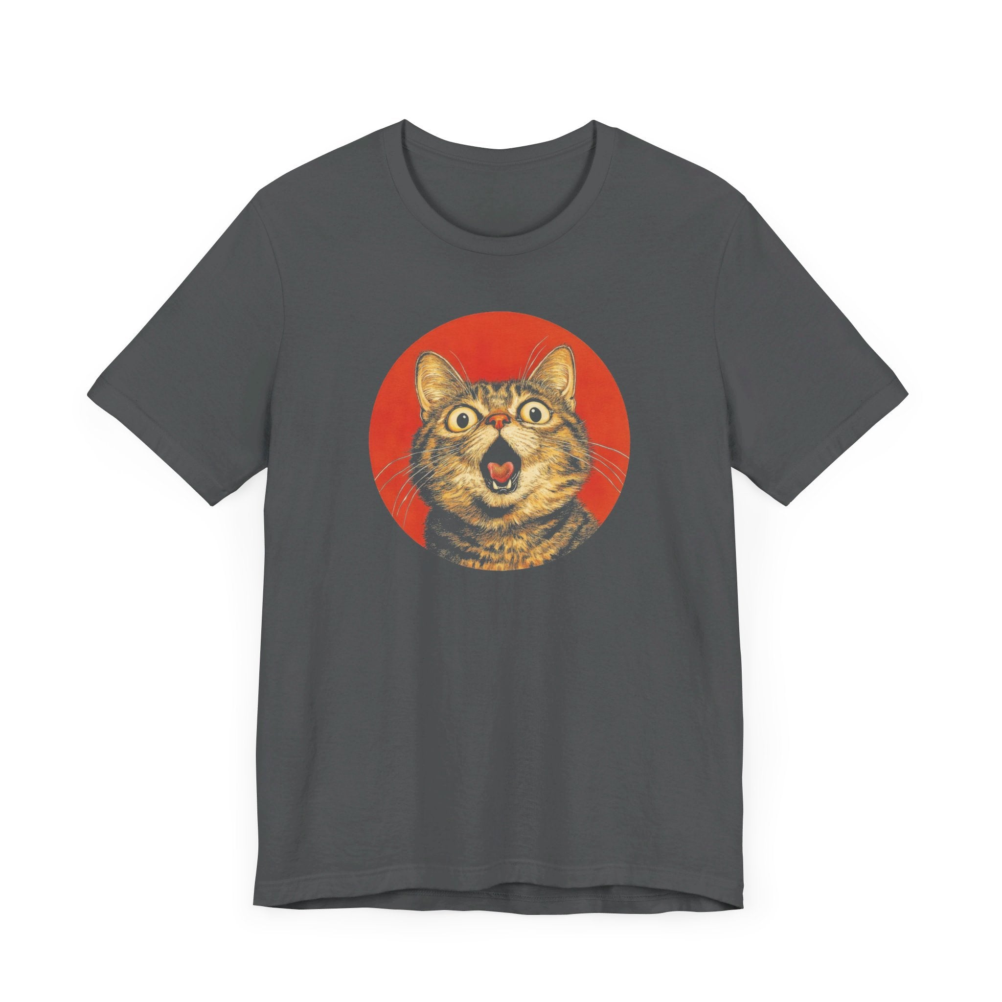 Surprised Cat Graphic Tee – Bold Vintage Style Cat Lover Shirt