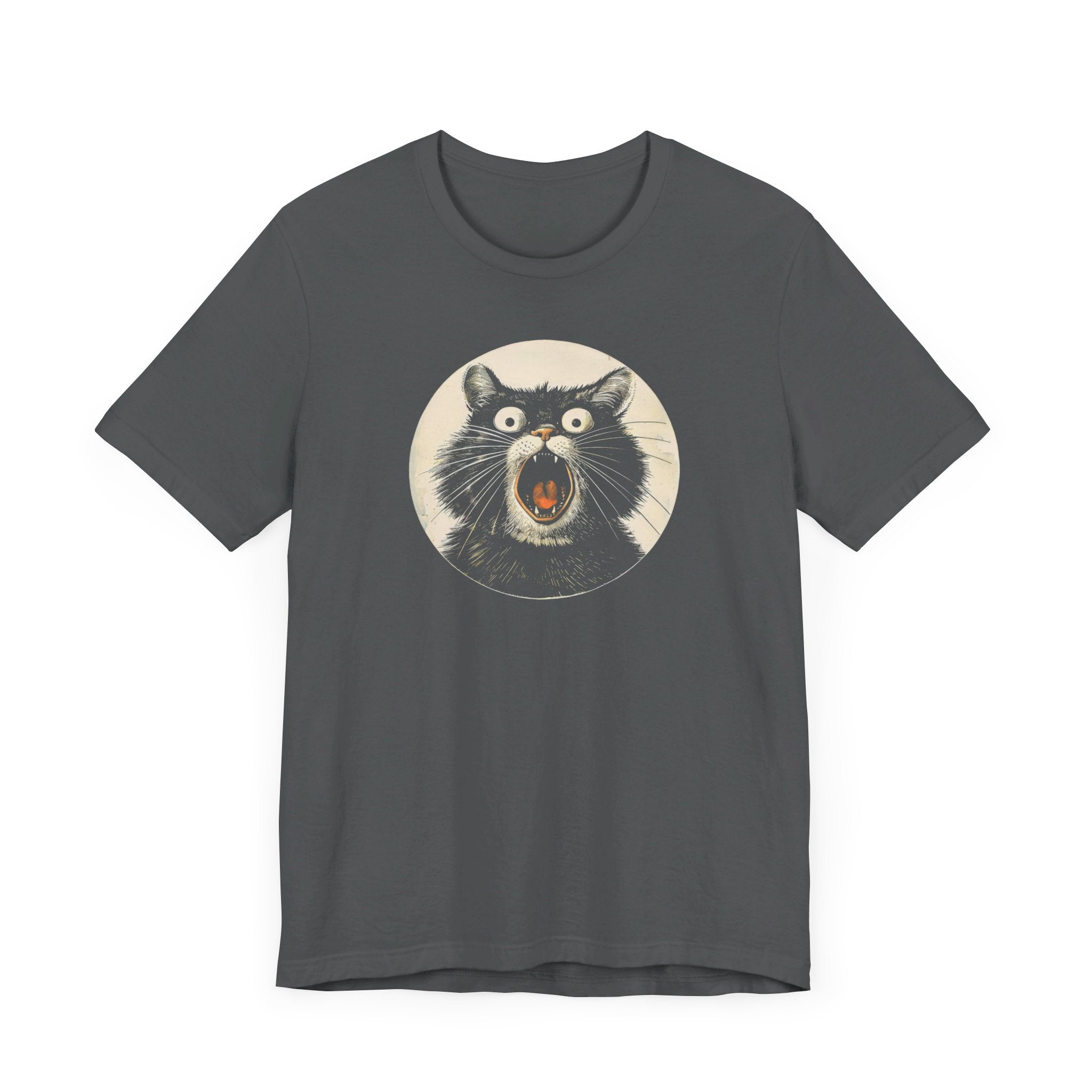 Screaming Black Cat Graphic Tee – Vintage Style Cat Lover Shirt