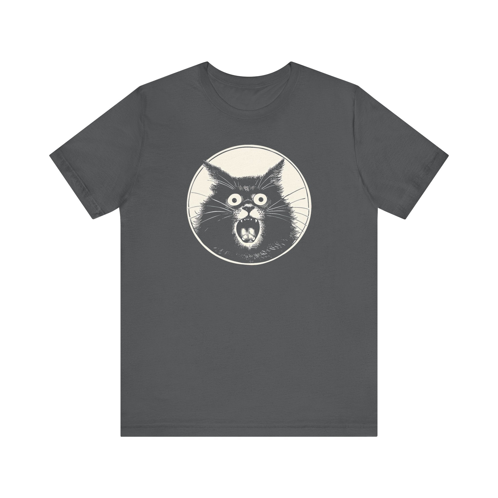 Screaming Cat Graphic Tee – Vintage Style Cat Lover Shirt
