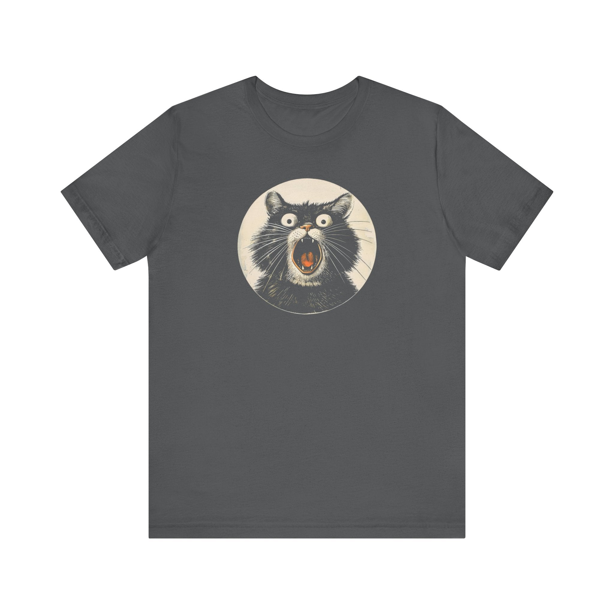 Screaming Black Cat Graphic Tee – Vintage Style Cat Lover Shirt