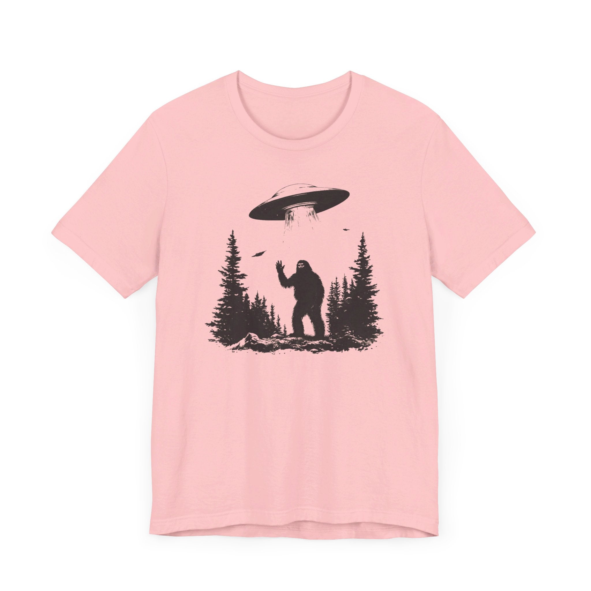 Bigfoot UFO Encounter T-Shirt Funny Alien Design