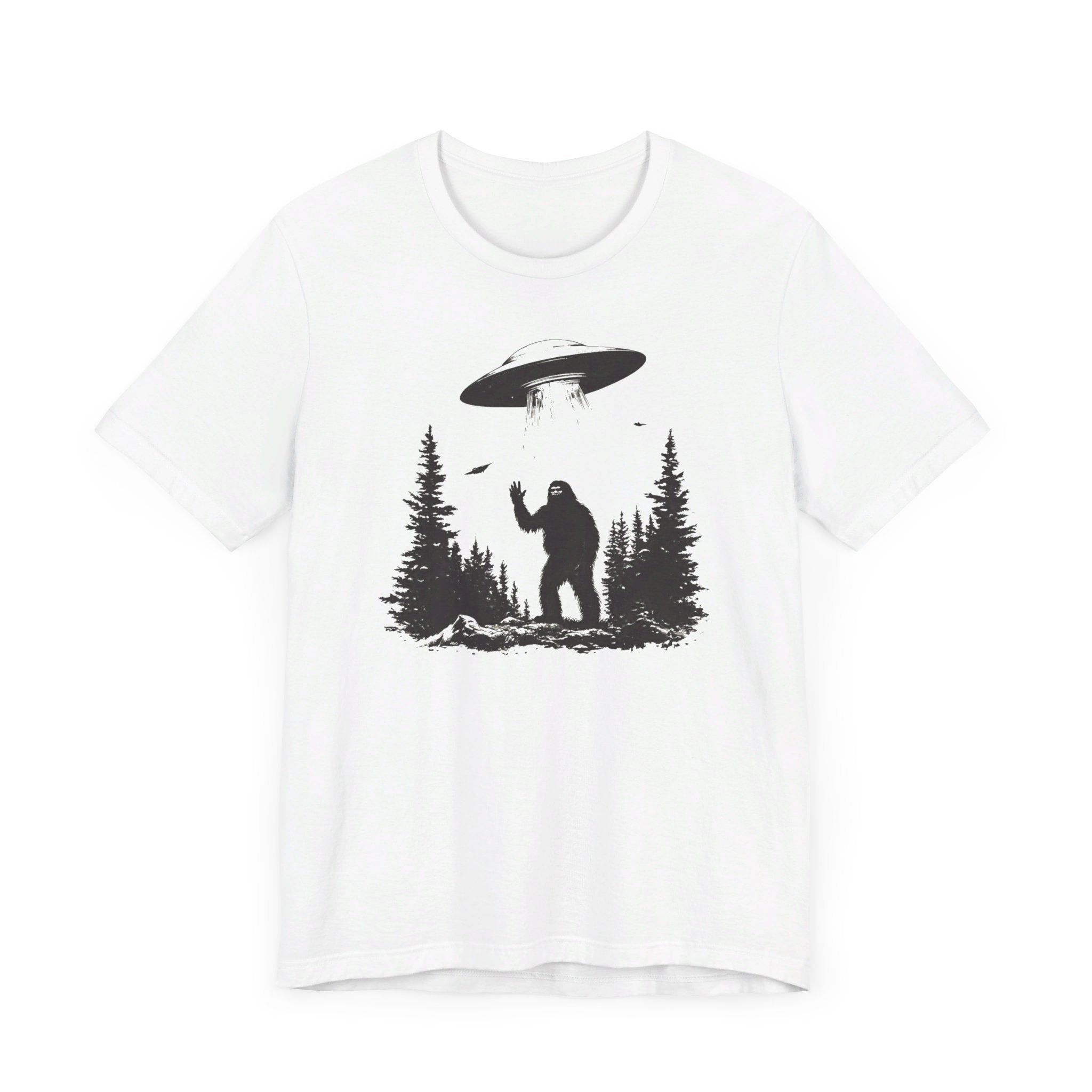 Bigfoot UFO Encounter T-Shirt Funny Alien Design